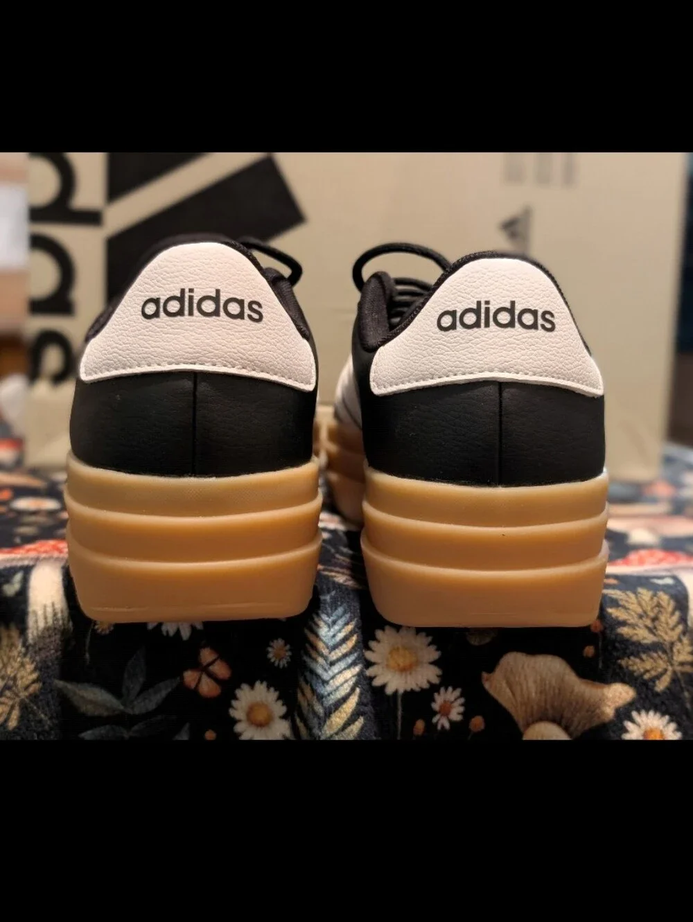 🆕 Women's SIZE 8.5 Adidas VL Court Bold Platform Sneakers